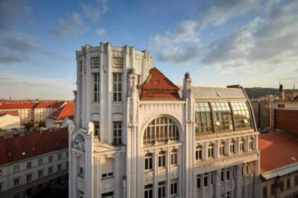 The Ritz-Carlton Budapest - image 9