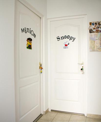 Minion & Snoopy Apartman - image 3
