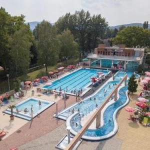 Holiday Beach Budapest Wellness Hotel with Sauna Park 