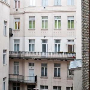 Elisabeth Apartment on Vaci Street