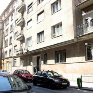 Arriva Balcony Studio
