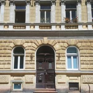 happy home Budapest POP