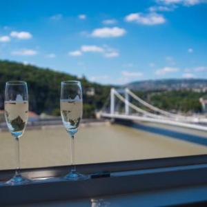 Flat with Unforgettable View