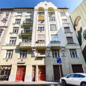 Arpa Flat Sunny Budapest