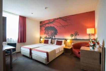 Expo Congress Hotel - image 2