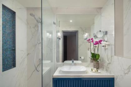 Danubius Hotel Astoria City Center - image 16