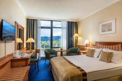 Danubius Hotel Helia - image 1