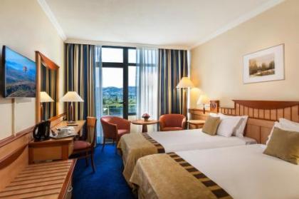 Danubius Hotel Helia - image 10