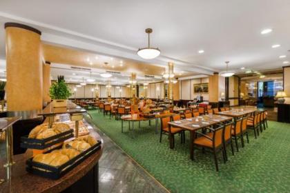 Danubius Hotel Hungaria City Center - image 14