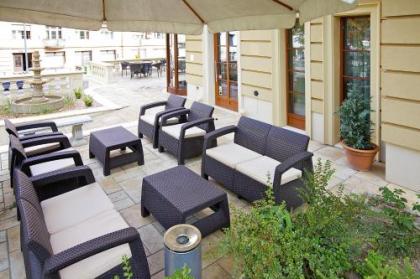 Gold Hotel Budapest - image 10