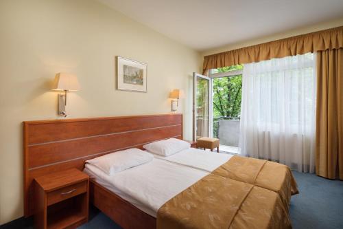 Benczur Hotel - main image