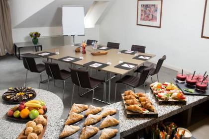 Adina Apartment Hotel Budapest - image 11
