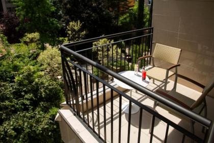 Adina Apartment Hotel Budapest - image 2