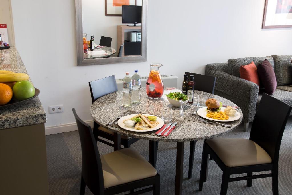 Adina Apartment Hotel Budapest - image 5