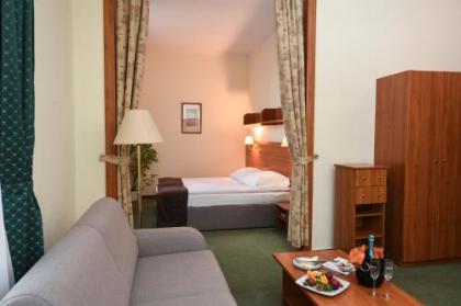 Hunguest Hotel Millennium - image 12