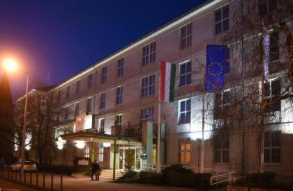 Hunguest Hotel Millennium - image 15