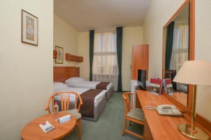 Hunguest Hotel Millennium - image 2