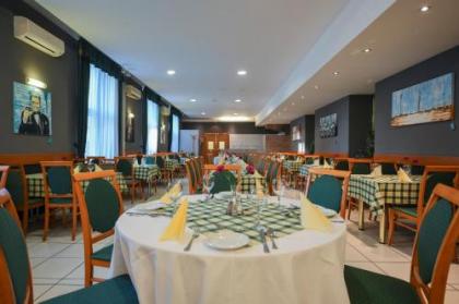 Hunguest Hotel Millennium - image 9