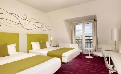 art'otel budapest by park plaza - image 3