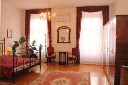 Inn Side Hotel Kalvin House - image 15