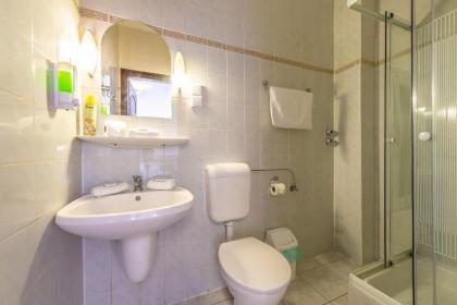 Korona Panzió Budapest - image 11