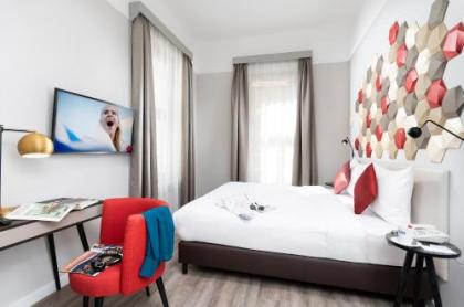 The Three Corners Hotel Art Superior - image 1