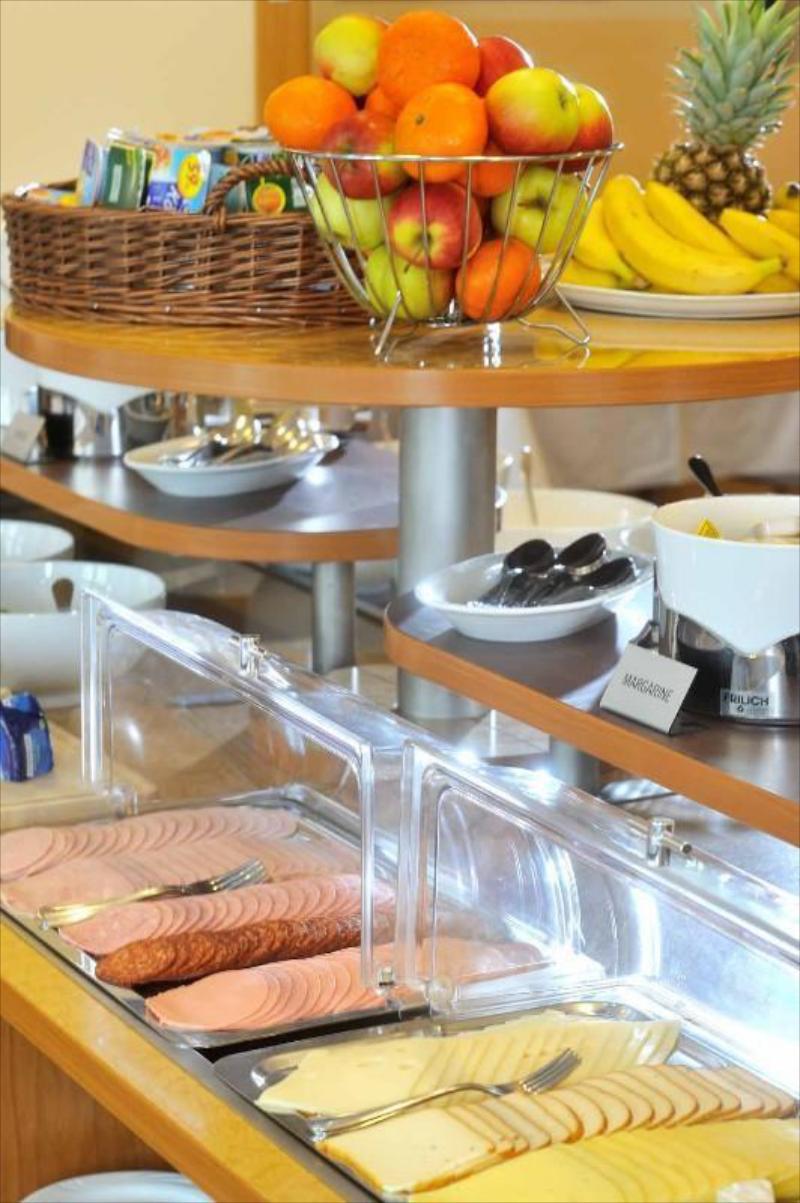 Carlton Hotel Budapest - image 7