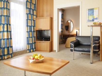 Starlight Suiten Hotel - image 1