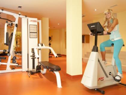 Starlight Suiten Hotel - image 2