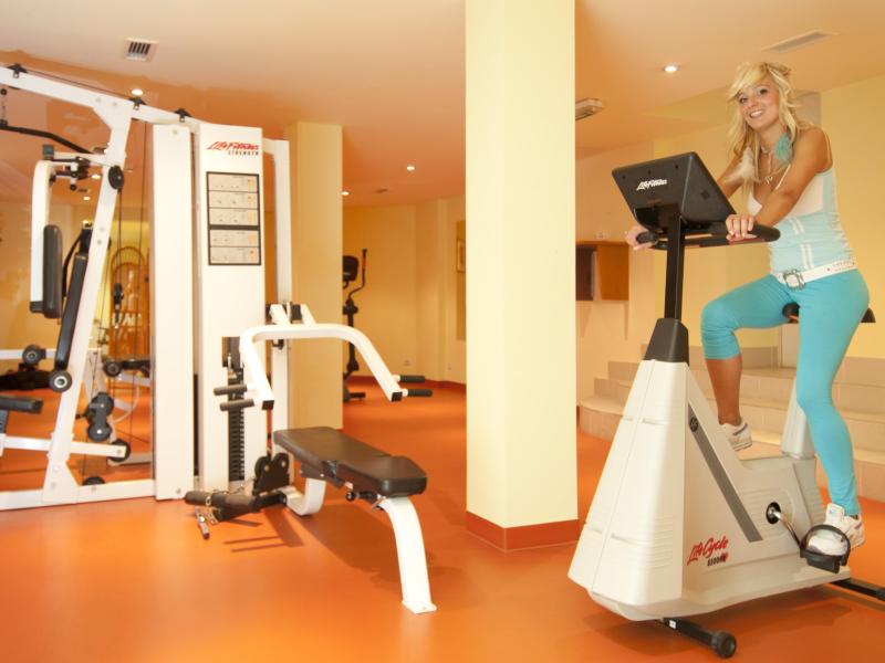 Starlight Suiten Hotel - image 2