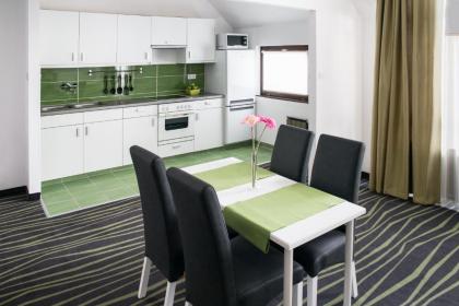 Rubin Wellness&Conference Hotel - image 3