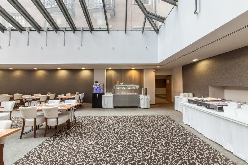 Hotel Golden Park Budapest - image 2