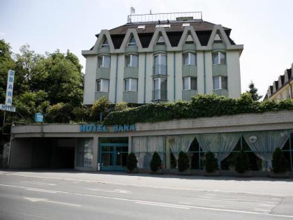 Hotel Bara Gellert - image 1