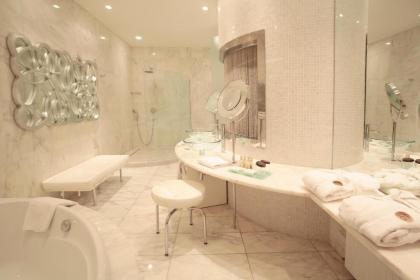 Anantara New York Palace Budapest - image 12