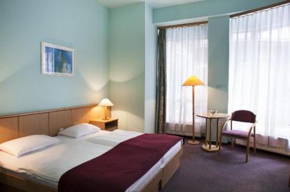 City Hotel Pilvax - image 3
