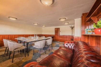 Fortuna Boat Hotel - image 12