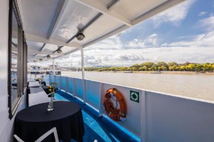 Fortuna Boat Hotel - image 16