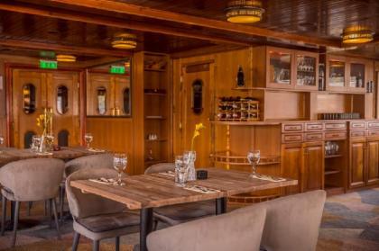 Fortuna Boat Hotel - image 18