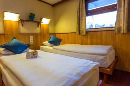 Fortuna Boat Hotel - image 4