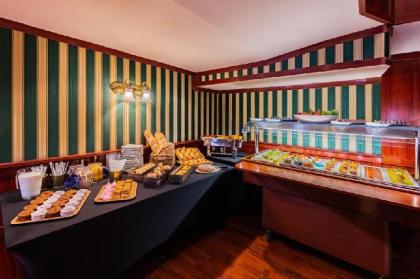 Fortuna Boat Hotel - image 8