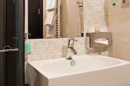 Carat Boutique Hotel - image 18