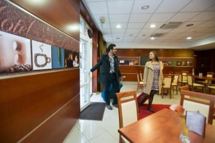 City-Hotel Budapest - image 11