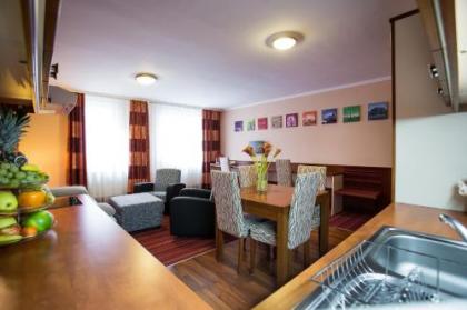 City-Hotel Budapest - image 6