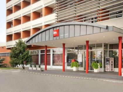 Ibis Budapest Citysouth - image 1