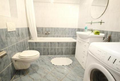 King Apartments - image 11