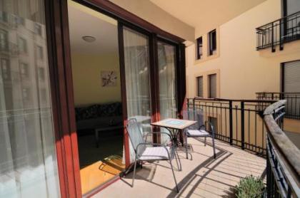 King Apartments - image 16
