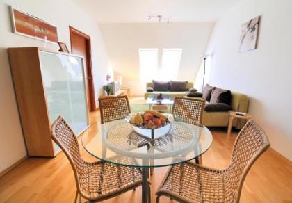 King Apartments - image 5