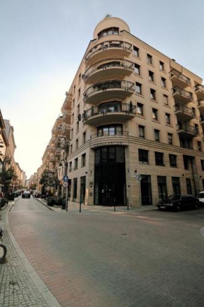 King Apartments - image 9