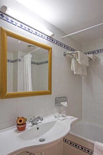 Hotel Mediterran - image 3