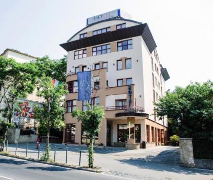 Hotel Mediterran - image 8